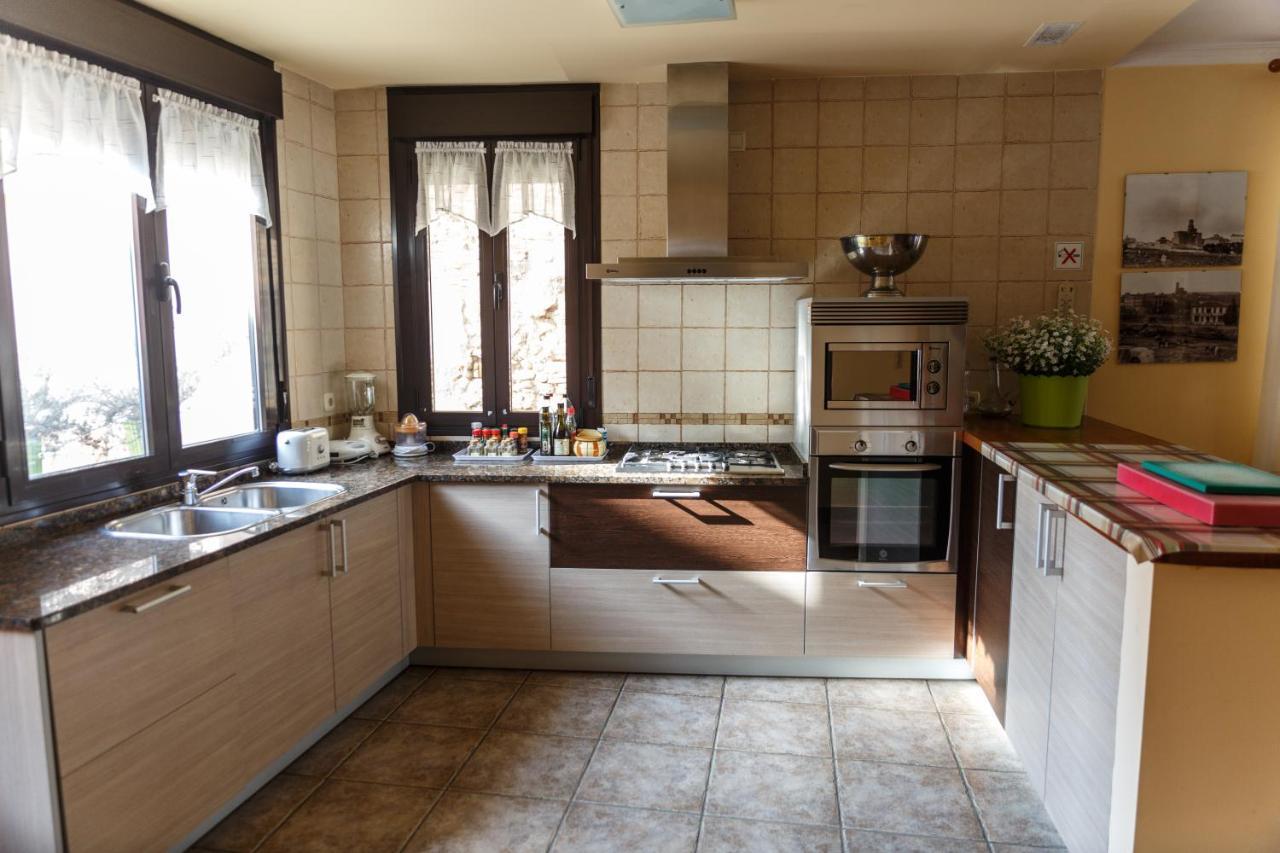 Casa Rural La Pinta- Sendaviva Y Bardenas Villafranca ภายนอก รูปภาพ