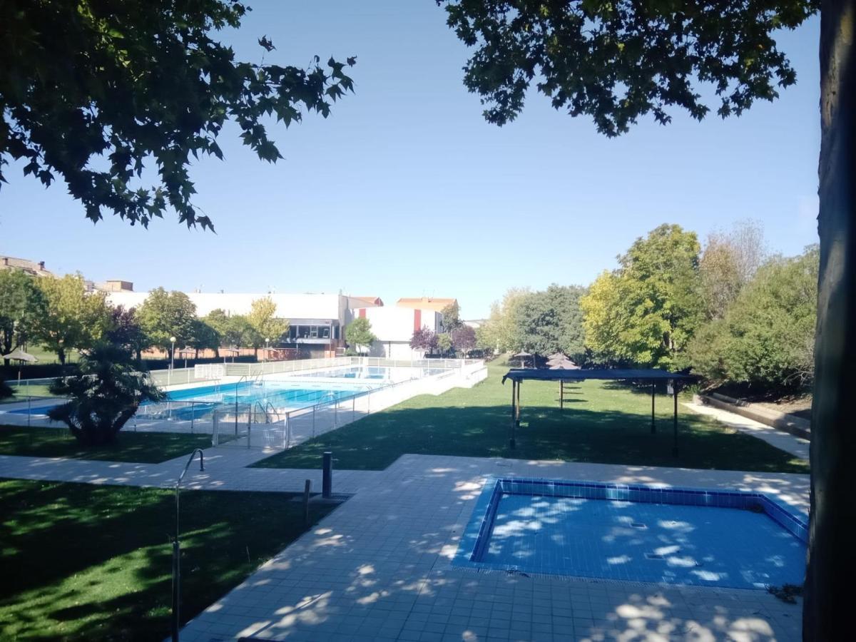 Casa Rural La Pinta- Sendaviva Y Bardenas Villafranca ภายนอก รูปภาพ